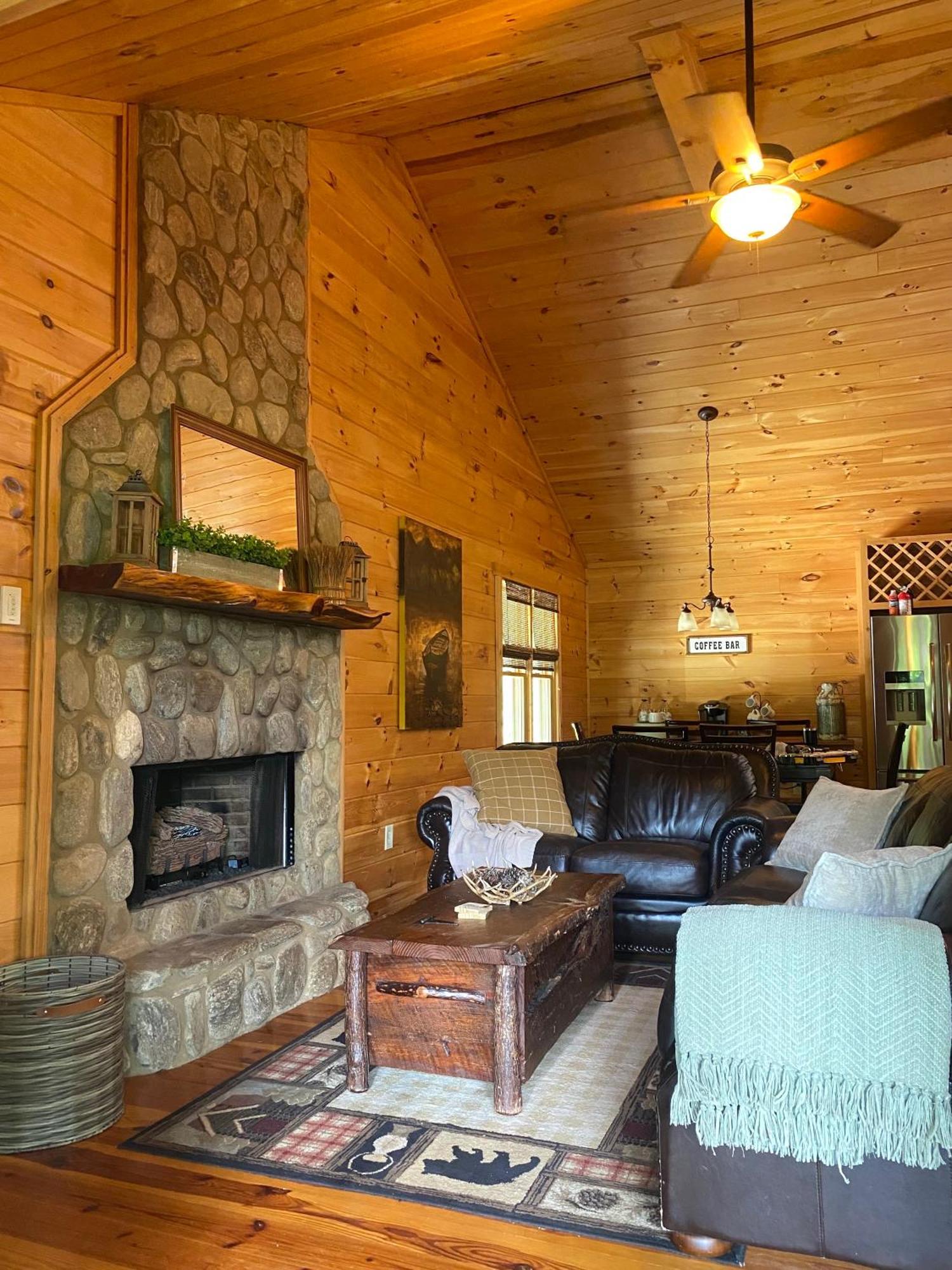 Cherry Log The Cozy Lazy Laurel With Year-Round Mountain Views, Hot Tub, Fire Pit 빌라 외부 사진