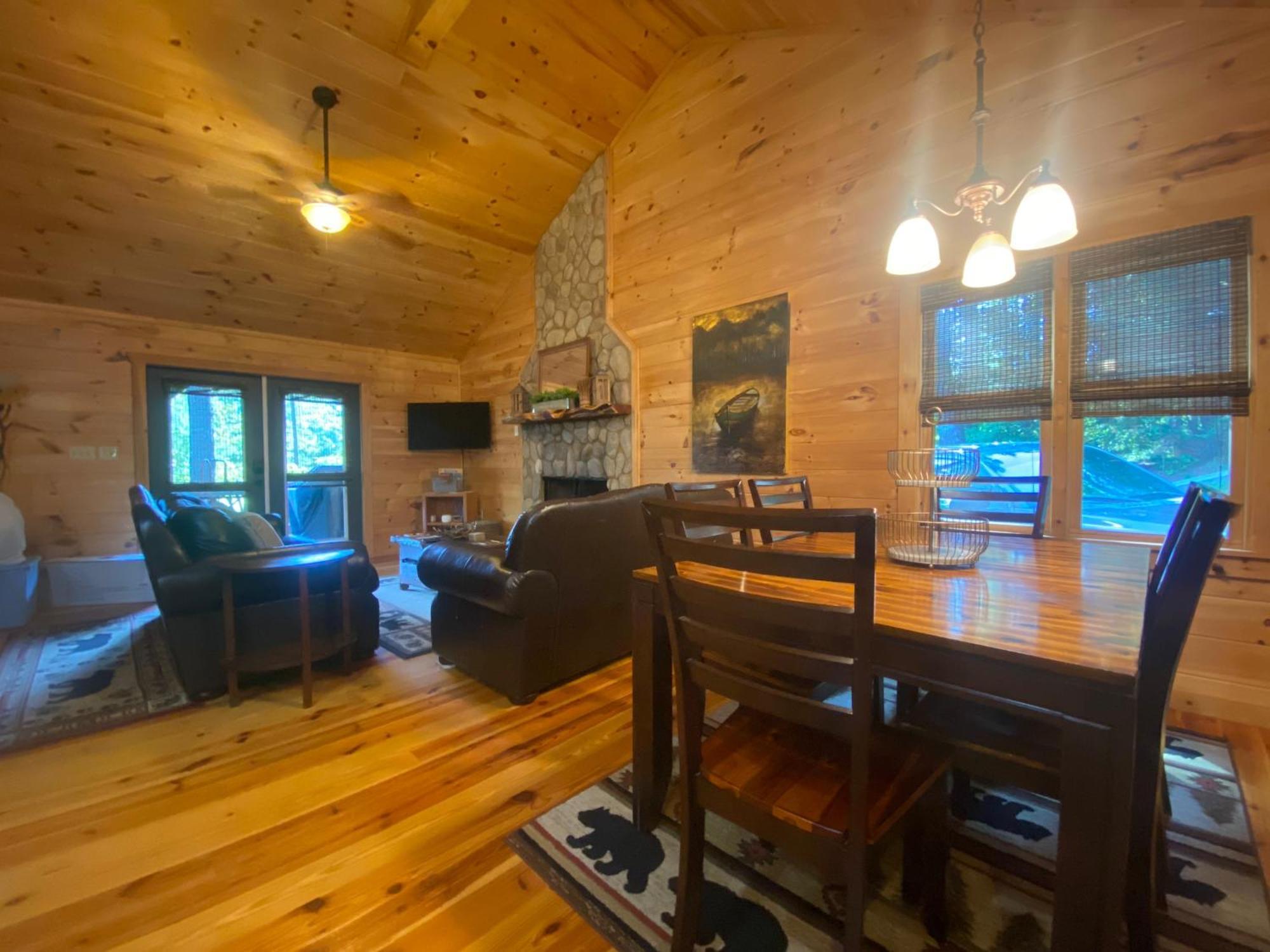 Cherry Log The Cozy Lazy Laurel With Year-Round Mountain Views, Hot Tub, Fire Pit 빌라 외부 사진